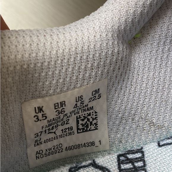 Puma Women’s Sport Shoes - Picture 5 of 7